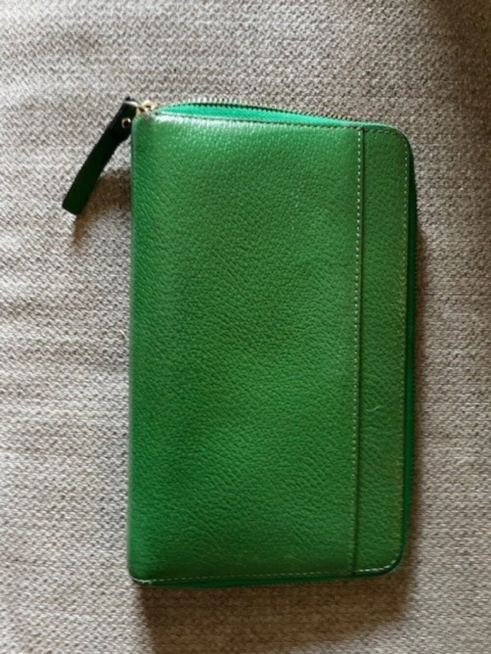 Large Green Kate Spade Wallet - Picture 3 of 4